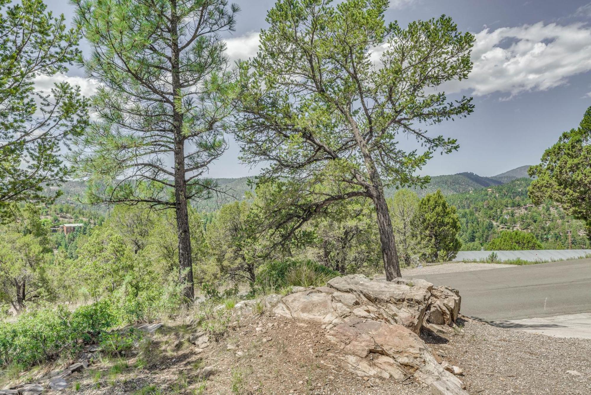 Hillside Haven With Deck Less Than 2 Miles To Dwtn Ruidoso! Luaran gambar