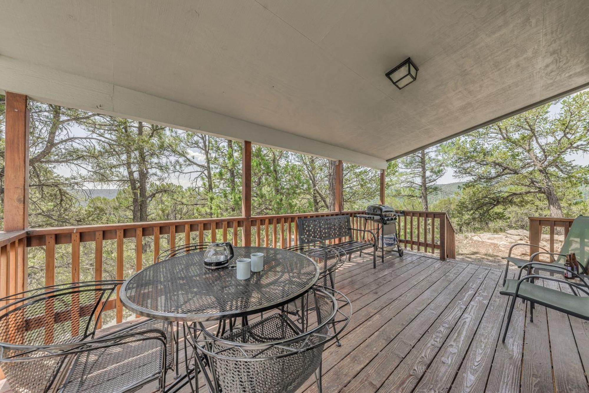 Hillside Haven With Deck Less Than 2 Miles To Dwtn Ruidoso! Luaran gambar